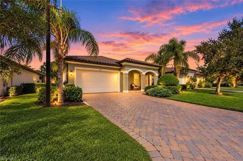 12702 Astor Pl, Fort Myers, FL 33913