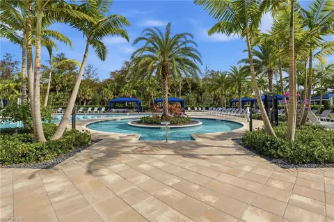 Exterior - 11394 Jacaranda Dr, Naples, FL 34120 photo 6 of 7