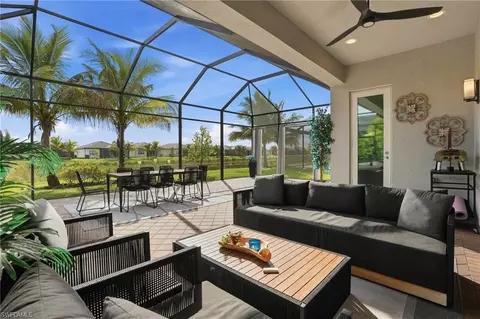 Exterior - 11394 Jacaranda Dr, Naples, FL 34120 photo 2 of 7