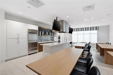 Kitchen - 11394 Jacaranda Dr, Naples, FL 34120 photo 7 of 7