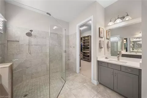 Bath - 8461 Sevilla Ct, Naples, FL 34114 photo 3 of 7