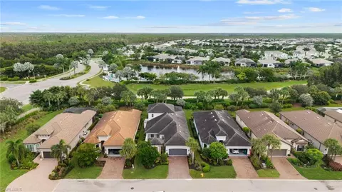 View/Area - 8461 Sevilla Ct, Naples, FL 34114 photo 2 of 6
