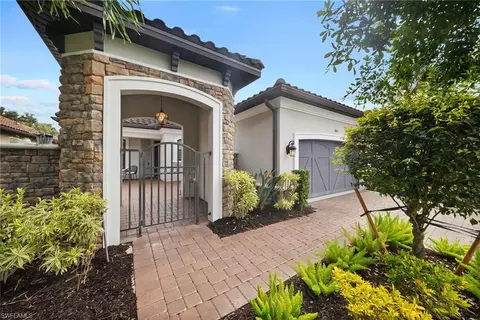 Exterior - 8461 Sevilla Ct, Naples, FL 34114 photo 3 of 12