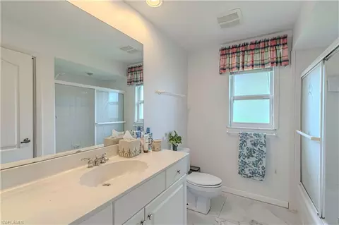 Bath - 108 Payne Ct, Naples, FL 34112 photo 3 of 3