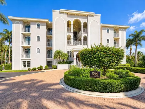 599 Audubon Blvd #302, Naples, FL 34110