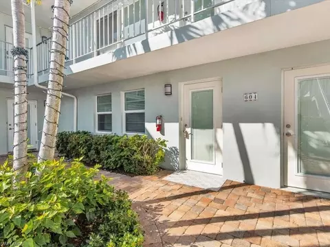 Exterior - 604 12th Ave S #604, Naples, FL 34102 photo 2 of 6