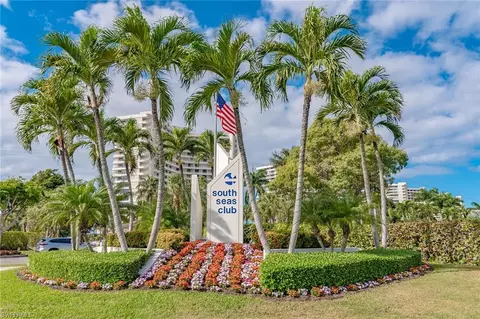 507 Seaview Ct #Q2, Marco Island, FL 34145
