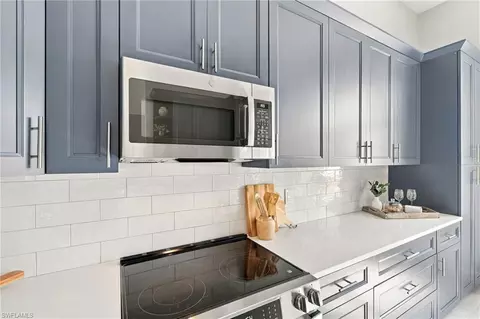 Kitchen - 637 Beachwalk Cir #E202, Naples, FL 34108 photo 4 of 4