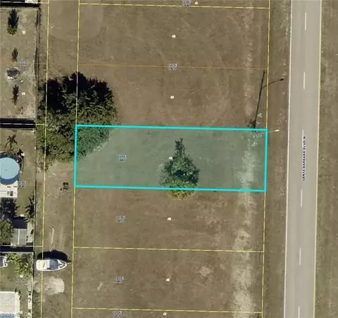 2914 Santa Barbara Blvd N, Cape Coral, FL 33993
