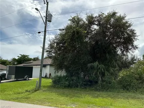 3111 57th St W, Lehigh Acres, FL 33971