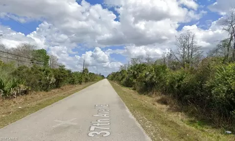37 Th Ave NE, Naples, FL 34120 photo 4