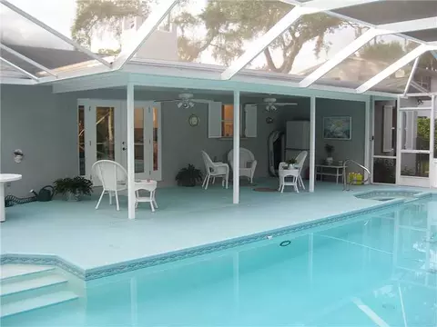 3060 Par Dr, Vero Beach, FL 32960 photo 4