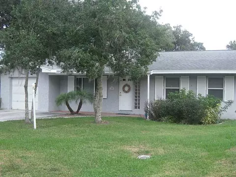 3060 Par Dr, Vero Beach, FL 32960 photo 3