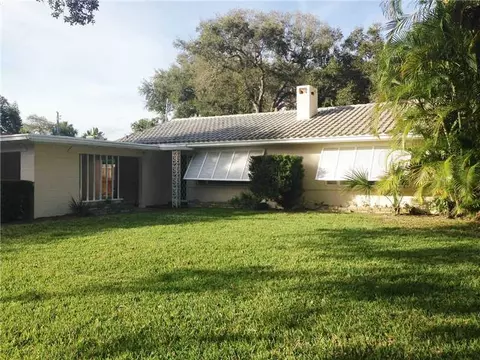 751 Banyan Rd, Vero Beach, FL 32963 photo 1