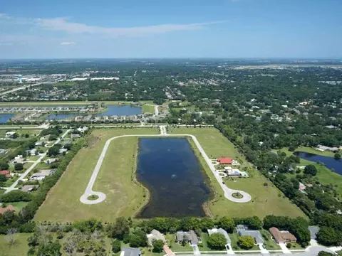 1010 Dalbello Way, Vero Beach, FL 32966 photo 3