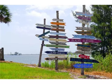 205 Briarcliff Cir, Sebastian, FL 32958 photo 11