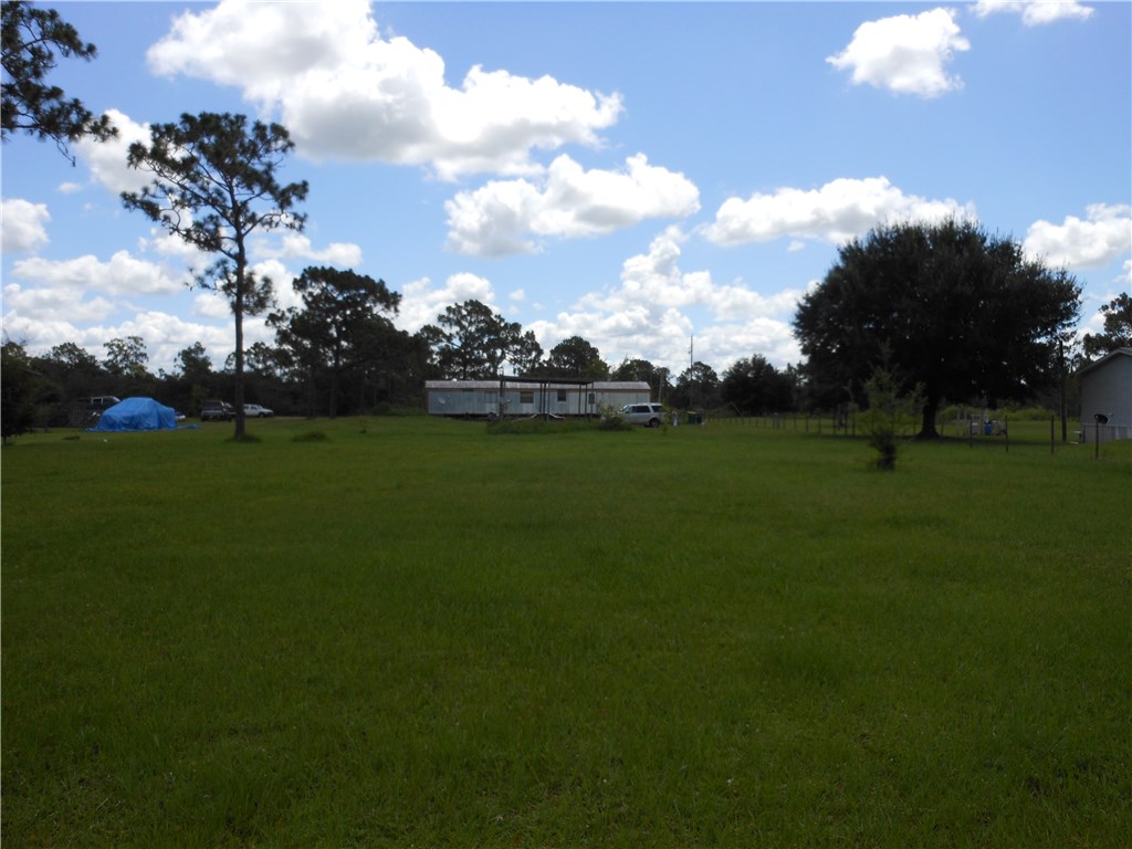 5714 Tropical Ave, Okeechobee, FL 34972 photo 2