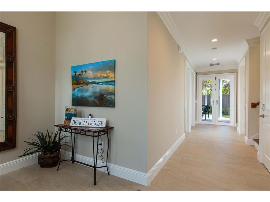 1821 E Shell Ln, Vero Beach, FL 32963 photo 3