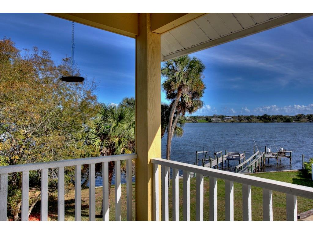 9770 Riverview Dr, Micco, FL 32976 photo 1