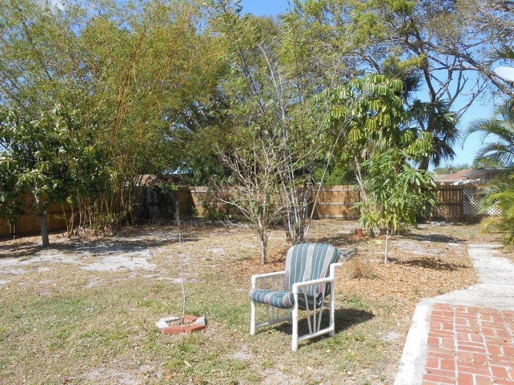 9831 Riverview Dr, Micco, FL 32976 photo 14
