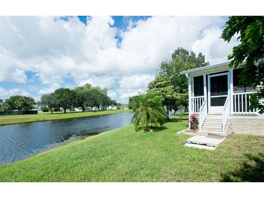 1061 Barefoot Cir, Barefoot Bay, FL 32976 22 Photos MLS 191090