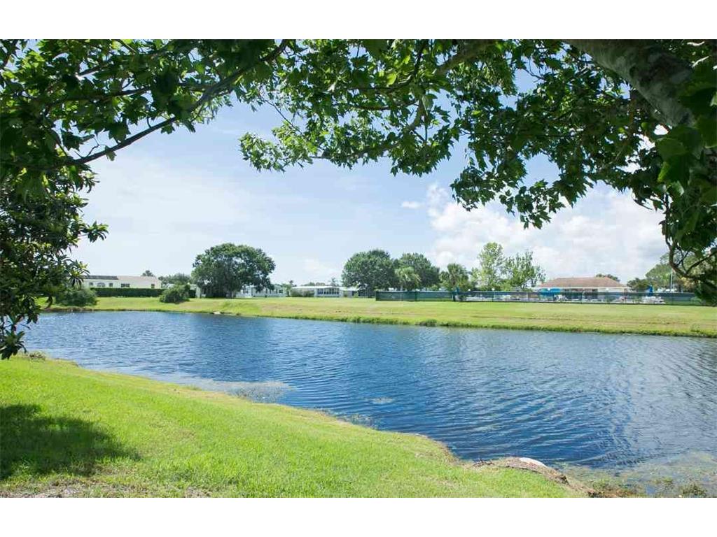 1061 Barefoot Cir, Barefoot Bay, FL 32976 22 Photos MLS 191090