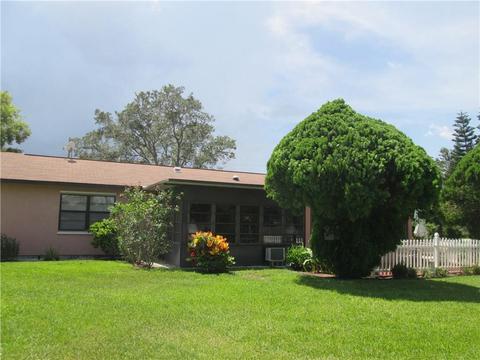 9875 Honeysuckle Dr, Micco, FL 32976 photo 3