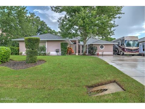 974 Claire Ave, Sebastian, FL 32958 photo 3