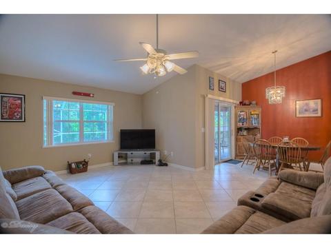 974 Claire Ave, Sebastian, FL 32958 photo 14