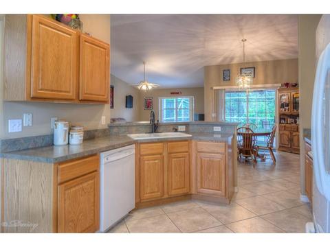 974 Claire Ave, Sebastian, FL 32958 photo 8
