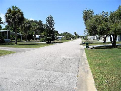 7605 Blackhawk Rd, Micco, FL 32976 photo 32