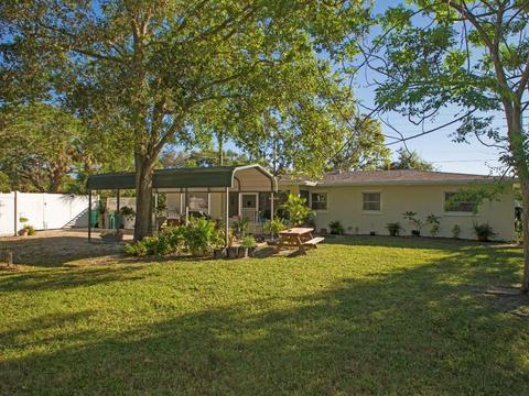 9585 Riverview Dr, Micco, FL 32976 photo 27