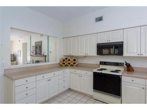 5010 Harmony Cir #107, Vero Beach, FL 32967 photo 5