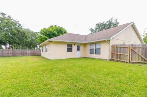 3627 Whisperwood Cir, Melbourne, FL 32901 photo 7