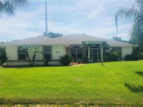 9625 Hibiscus Ave, Micco, FL 32976 photo 2