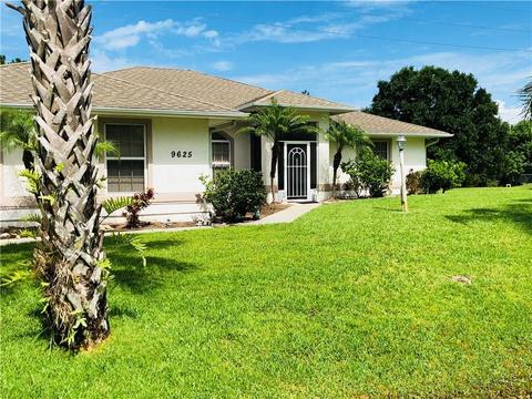 9625 Hibiscus Ave, Micco, FL 32976 photo 5