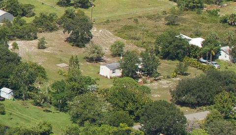8230 Woods Trl, Micco, FL 32976 photo 3