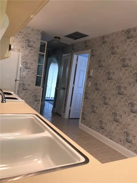 8520 Us Highway 1 #E3, Micco, FL 32976 photo 7