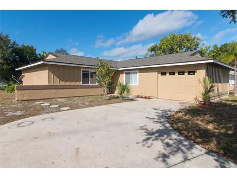 962 Lance St, Sebastian, FL 32958 photo 2