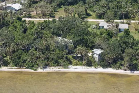 2807 Riverview Dr, Melbourne, FL 32901 photo 3