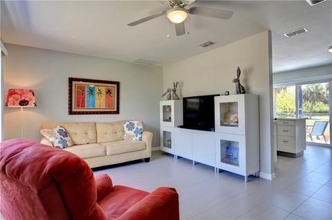 9840 Fleming Grant Rd, Micco, FL 32976 photo 6