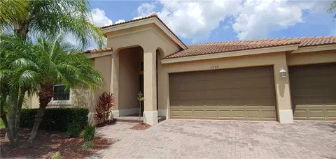1030 Ruby Ave SW, Vero Beach, FL 32968 photo 2