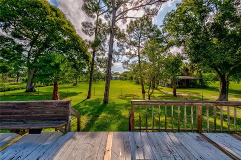 8585 Fleming Grant Rd, Micco, FL 32976 photo 16