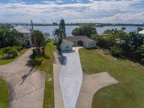 9578 Riverview Dr, Micco, FL 32976 photo 1