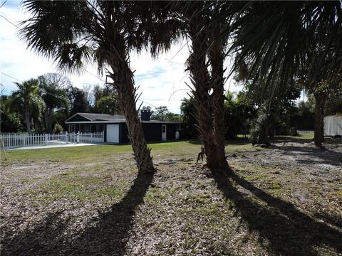 9812 Pine St, Micco, FL 32976 photo 5