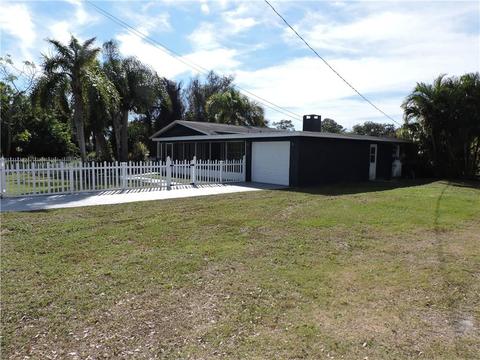 9812 Pine St, Micco, FL 32976 photo 4