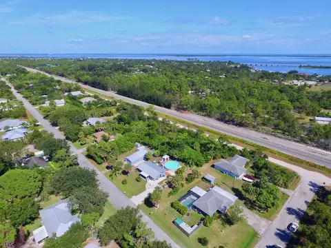 9632 Honeysuckle Dr, Micco, FL 32976 photo 3