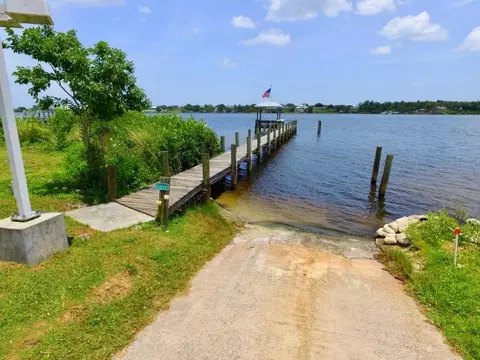 3713 Lakeview Dr, Micco, FL 32976 photo 8