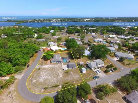 3713 Lakeview Dr, Micco, FL 32976 photo 22