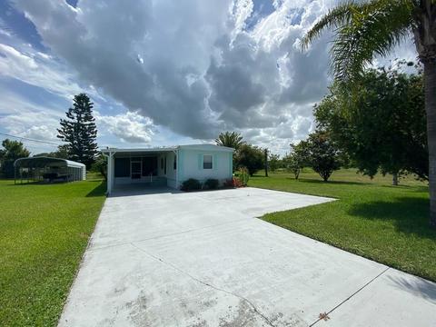 1058 Chobee Loop, Okeechobee, FL 34974 photo 1